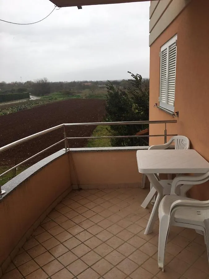 Apartment Apartman Valbandon Fazana
