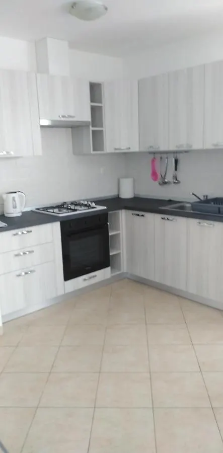 Apartment Apartman Valbandon Fazana
